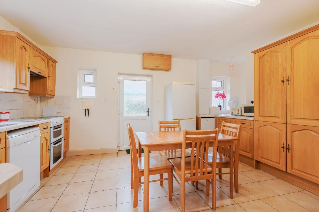 Meadow Lea Villa Leominster Buitenkant foto