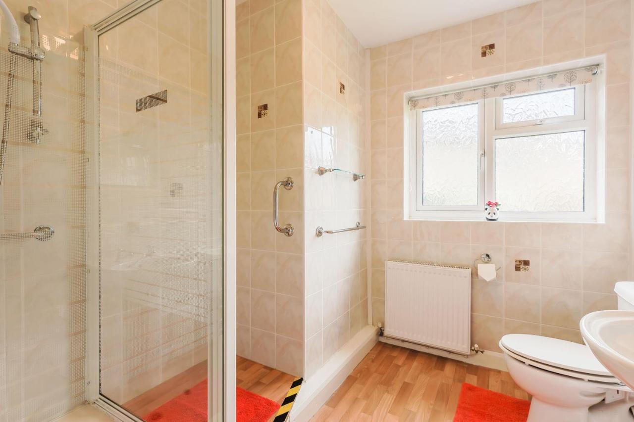Meadow Lea Villa Leominster Buitenkant foto