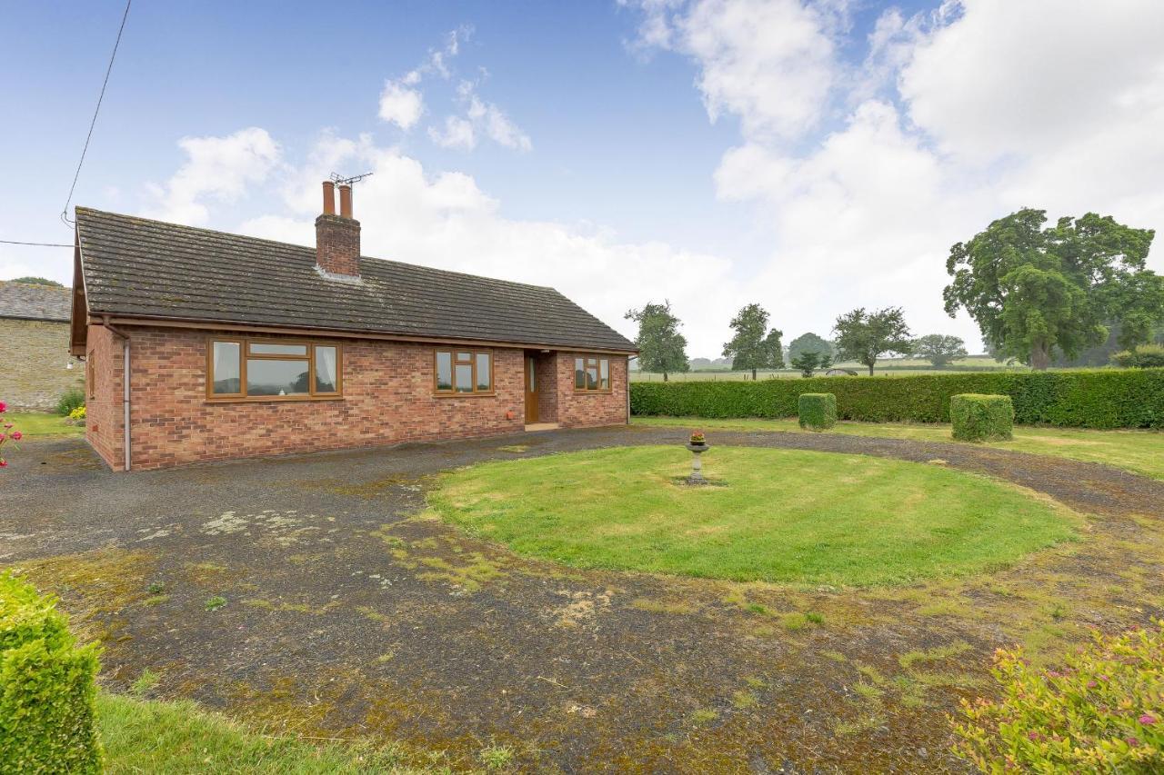 Meadow Lea Villa Leominster Buitenkant foto