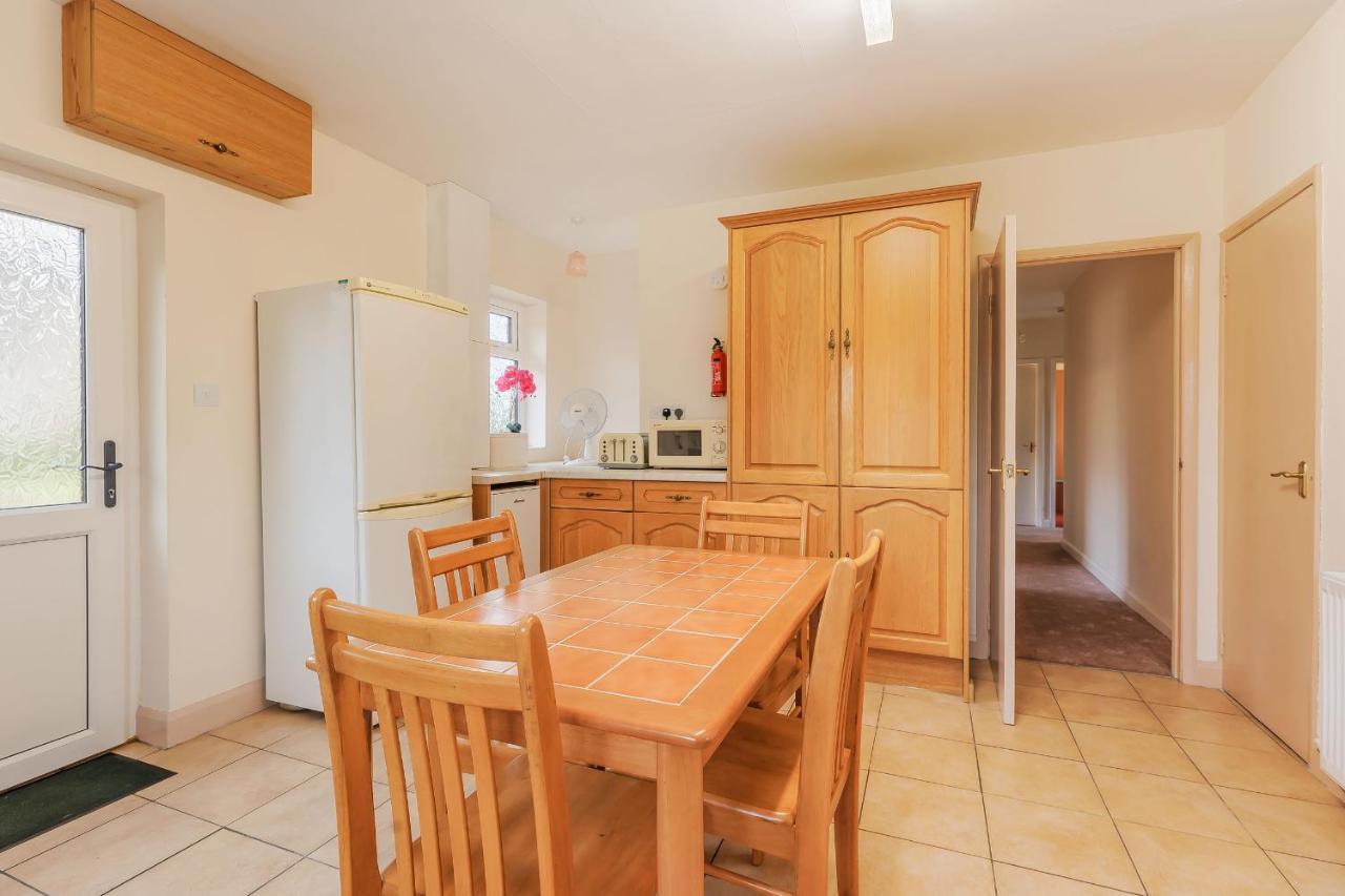 Meadow Lea Villa Leominster Buitenkant foto